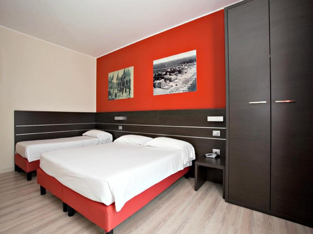 Hotel Vienna Lido di Jesolo Exterior photo